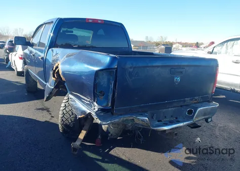 2004 Dodge Ram 1500 Slt/Laramie z USA, uszkodzony, nr VIN 1D7HU18D44S674592